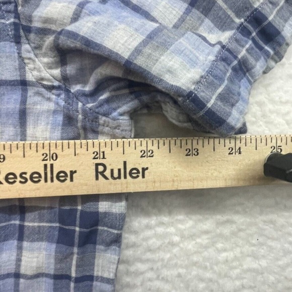 UNTUCKit Blue and Gray Plaid Casual Button Down Shirt - Picture 8 of 10